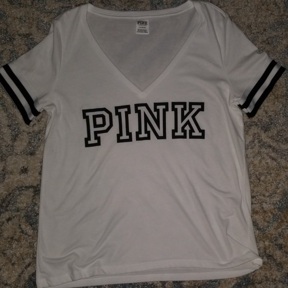 PINK Victoria's Secret Tops - 🆕️ New PINK tshirt